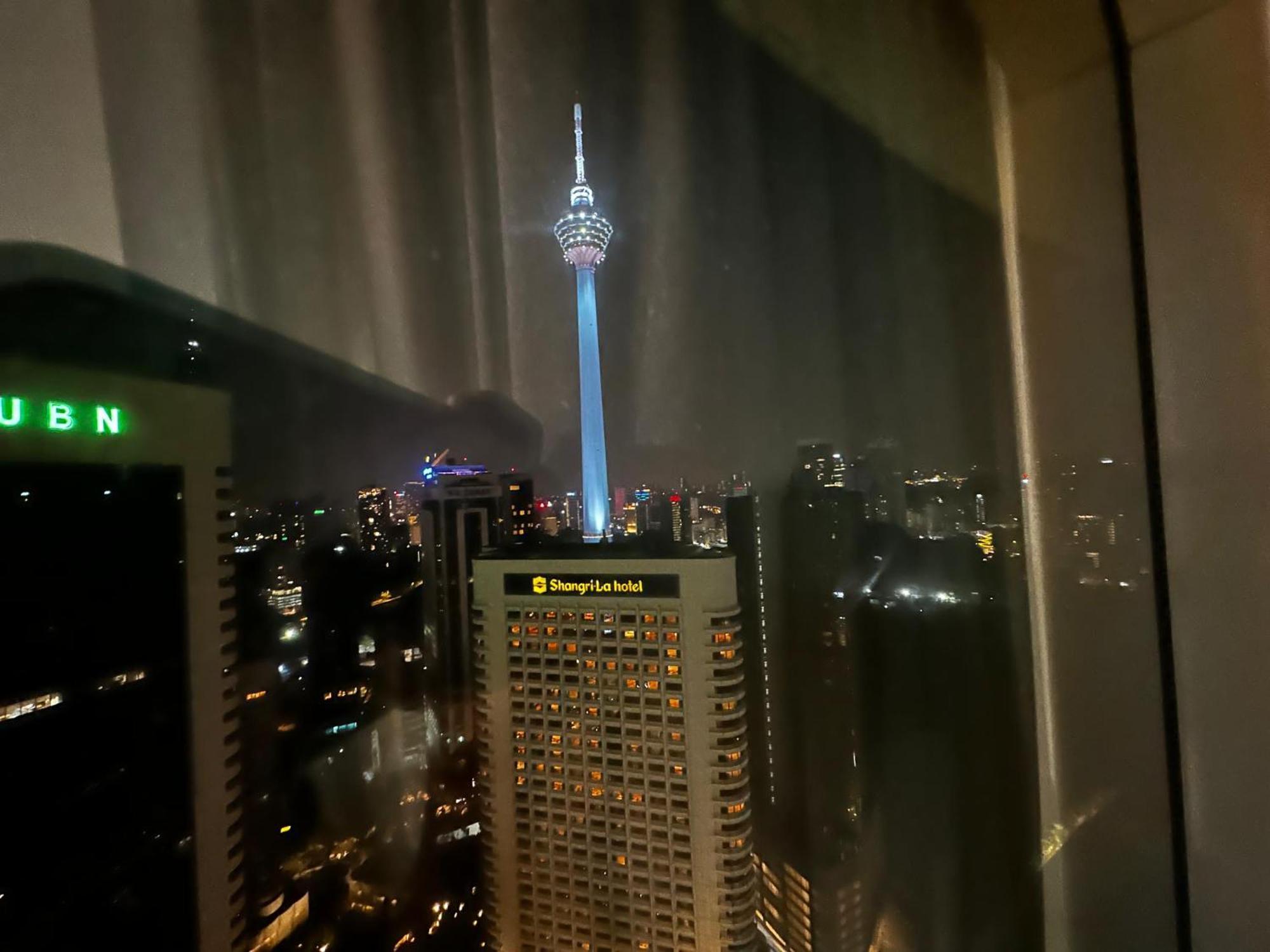 Vortex Suites Klcc By Nadia Guesthouse Kuala Lumpur Exterior photo